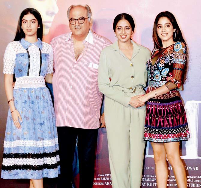 Khushi, Boney Kapoor, Sridevi and Jhanvi