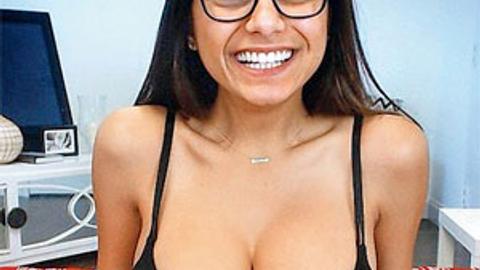 480px x 270px - Former adult star Mia Khalifa makes her Mollywood debut with a sex-comedy  film