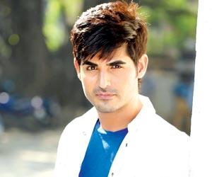 Omkar Kapoor gets friends for life with web series Kaushiki