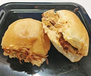Mumbai food: Get creative lunch options with pav sandwiches
