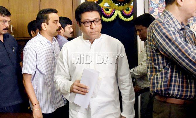MNSâu00c2u0080u00c2u0088chief Raj Thackeray at a press meet in Dadar. Pic/Pradeep Dhivar