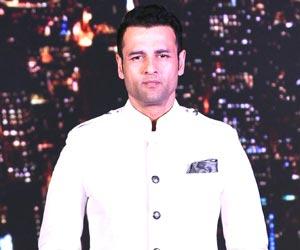 Rohit Roy promises fresh content in digital series 'Memories'