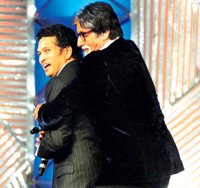 Amitabh Bachchan with Sachin Tendulkar at Umang 2014. File pic