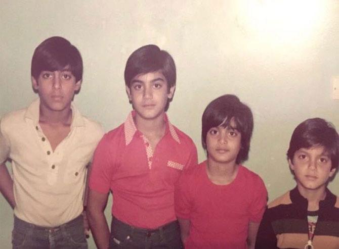 Salman Khan looks unrecognisable in this throwback photo with Arbaaz, Sohail and Alvira