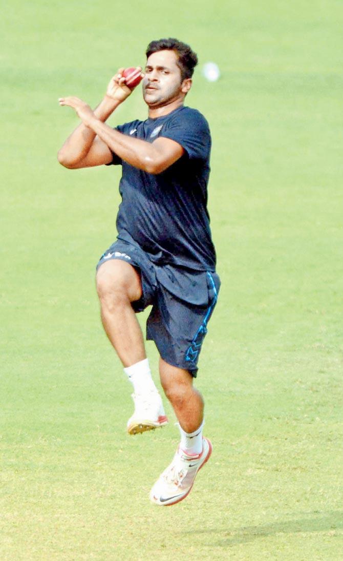 Pacer Shardul Thakur sweats it out at the CCI. File Pic