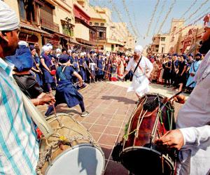 Sikhs perform martial arts to mark birth anniversary of fourth Sikh guru