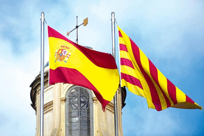 Catalonia declaration of independence cancelled by Spain