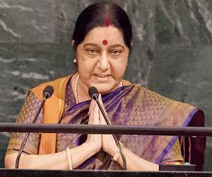 Sushma Swaraj asks Indian mission to grant medical visa to Pakistani boy