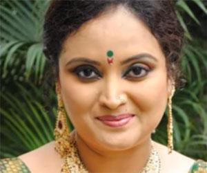 Popular actress Mallika passes away after battling coma