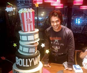 Aayush Sharma celebrated birthday with five-tiered cake