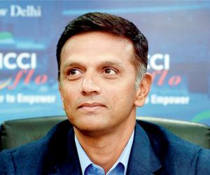Birthday wishes pour in for The Wall Rahul Dravid on 45th birthday
