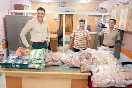 Dry fruit chor arrested for raiding godowns in Mumbai