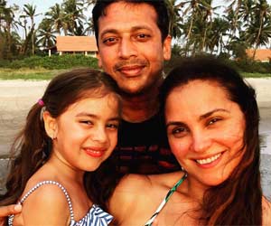 Mahesh Bhupathi, wife Lara Dutta and daughter Saira's Diwali holidays end