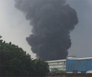 Fire breaks out at a factory in Navi Mumbai