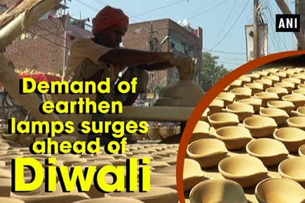 Demand of earthen lamps surges ahead of Diwali
