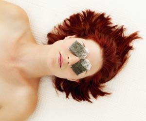 Daily Skin-Healthy Tips: Reduce puffy eyes with tea bags