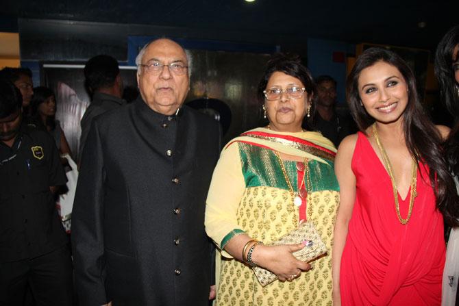 Rani Mukerji with her parents