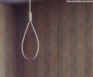 Thane: Man, woman commit suicide by hanging as plan to marry fails