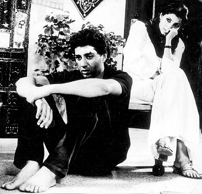 In Arjun, Sunny Deol essayed the role of an educated, unemployed young man