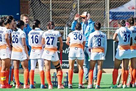 Former hockey stars slam decision on appointment of Indian team coaches