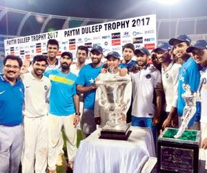 Duleep Trophy: Washington Sundar fifer, Vishal Gohil lead India Red to title
