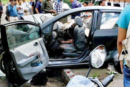 Tragic! 4 software engineers killed in car versus bus collision in Thane