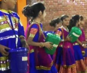 Watch: Garba with dustbins to spread message of 'Clean India'