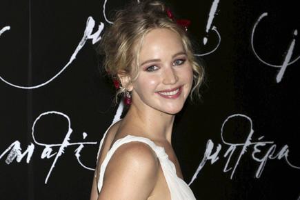 Jennifer Lawrence was forced to do a naked line-up