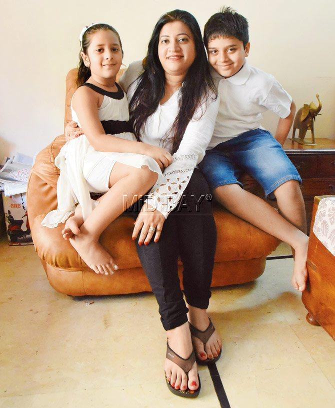 Andheri resident Avneet Jotwani (seen here with her kids) says dramatic climate changes across the world make parents like her panic. Pic/Rane Ashish