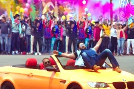 Did you spot Rohit Shetty in 'Golmaal Again' title track? Look again!