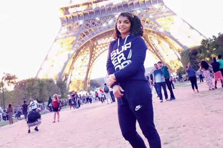 Indian wrestler Sakshi Malik visits Eiffel Tower in Paris