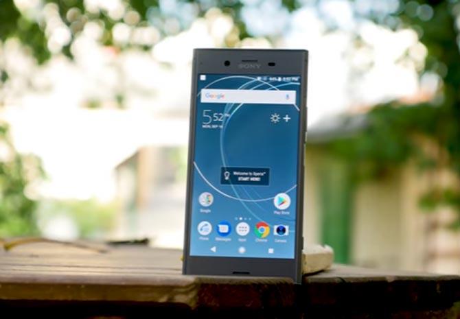 Rs 44,990 Sony Xperia XZ1 with 