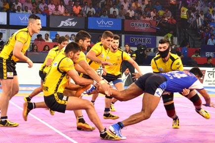 Pro Kabaddi: Telugu Titans hammer Haryana Steelers 37-19