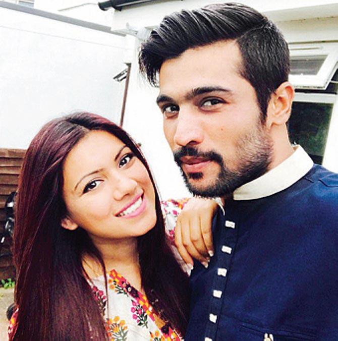 Mohammad Amir and his wife
