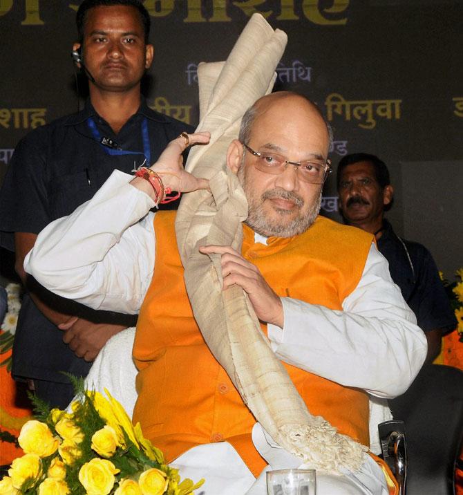Amit Shah deposes in favour of ex-minister in 2002 case 