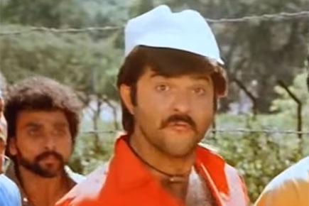 This author called Anil Kapoor as actor with 'face of a small-time pickpocket'
