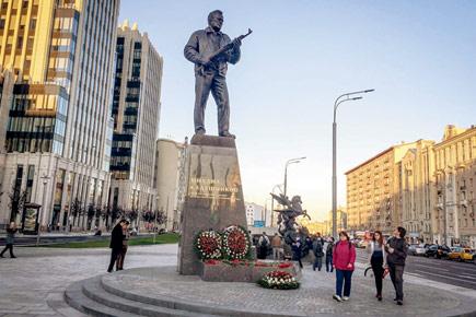 Kalashnikov statue altered after sculptor's monumental error