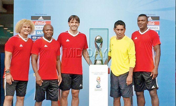 Former football greats Carlos Valderrama (left), Emmanuel Amunike, Fernando Morientes, Jorge Campos and Marcel Desailly (right) during the unveiling of FIFA U-17 World Cup Trophy at DY Patil Stadium in Navi Mumbai yesterday. Pics/Atul Kamble