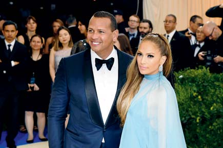 Are Jennifer Lopez and Alex Rodriguez house-hunting together?