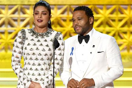 Priyanka Chopra's name mispronounced, Twitterati slam Emmys