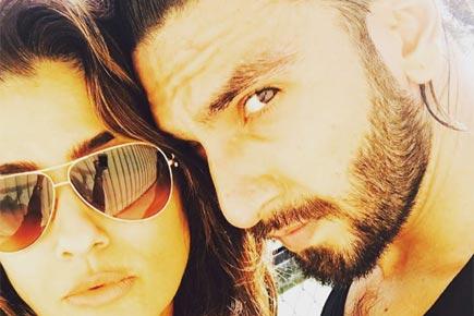 Raveena Tandon poses with 'Selfie king' Ranveer Singh for a gym selfie