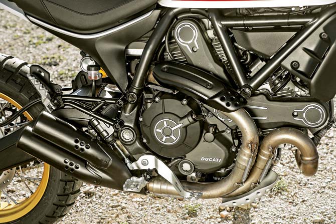 Engine remains the same across the Scrambler range and is Euro 4 compliant