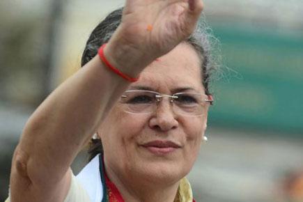 Sonia Gandhi greets nation on Hindi Diwas