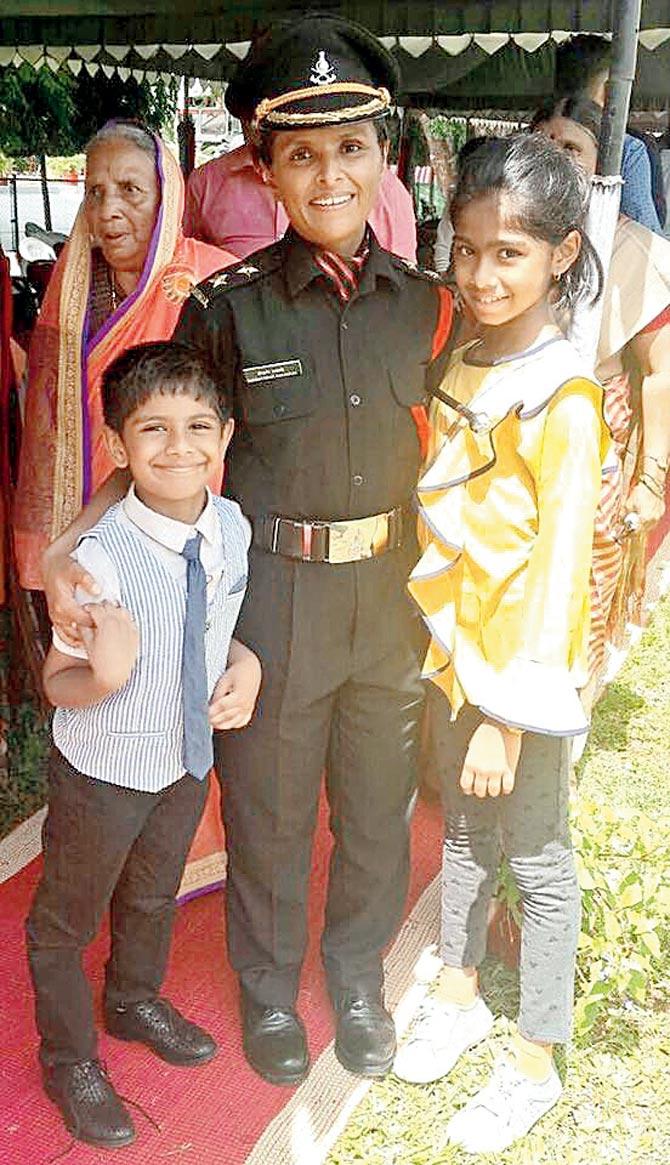 Lt Swati Mahadik with her children, Swarajya and Kartiki