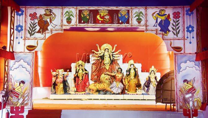 The idol has been crafted by Amit Pal, who is the go-to artist for Durga idols in the city. Pics/Sameer Markande
