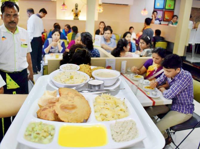 Aaswad at Dadar and Kolhapuri Chivda at Girgaum boast of a special farali 