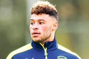 Alex Oxlade-Chamberlain: Liverpool fear no one in Champions League