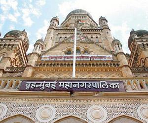 Mumbai: BMC acted against us on plastic ban, say shopkeepers