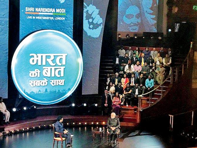 Narendra Modi and Prasoon Joshi in conversation at the iconic Central Westminster Hall in London