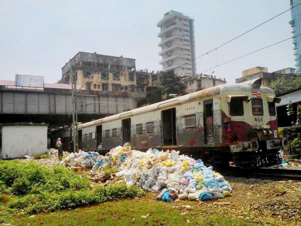 Following the derailment of the goods train near Parsik Tunnel, the engineering department of Central Railways’ Mumbai division has cleared around 75,000 cubic metres of garbage from the tracks
